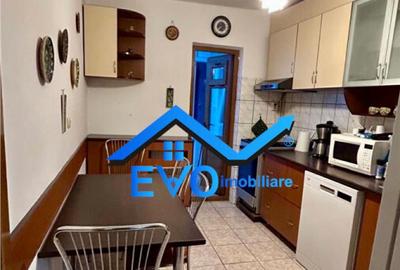 Apartament cu 3 camere, 2 bai, decomandat, zona Bd. Independ - 5