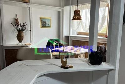 Duplex 4 camere de inchiriat zona Centrala-Irish Pub, vedere la mare - 1