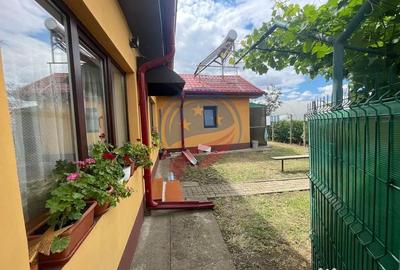 Casă cu 4 camere cu Teren 3500 Mp în Central - 9