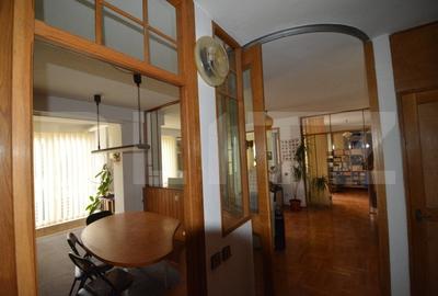 Apartament de inchiriat de 4 camere, Centrul Civic - 3