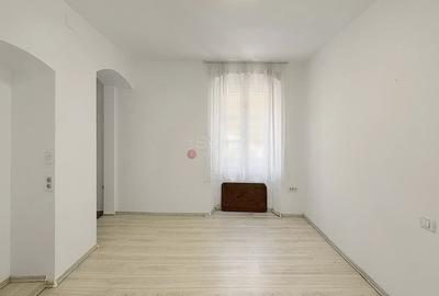 Spațiu comercial, de 70 mp, în Centrul Istoric - 3