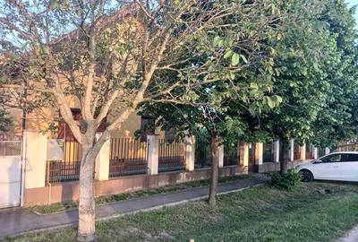 Casă cu 6 camere în Bazoș - 10