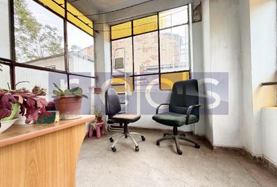 Apartament cu 3 camere semidecomandat, mobilat în Dudești - 15