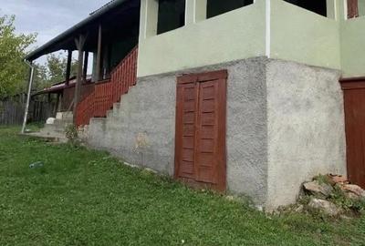 Casă cu Teren 2228 Mp în Sâncraiu - 3