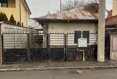 Casă cu 3 camere în Central - 5