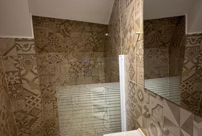 Garsonieră decomandată, mobilată în Universitate - 5