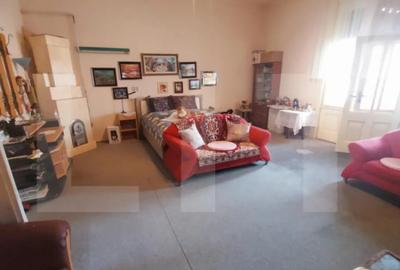 Apartament cu 4 camere semidecomandat în Central - 13