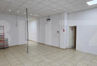 Spațiu comercial, de 120 mp, în 22 Decembrie - 6
