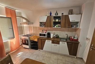 Resita, 3 Cam. Dec., Mobilat+Utilat, Parter Inalt, Micro 4 - 11