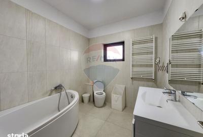 Casă cu 5 camere cu Teren 222 Mp în Dobroești - 11