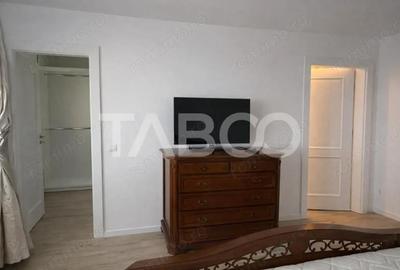 Casă cu 4 camere cu Teren 264 Mp în Central - 2