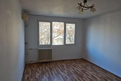 Apartament cu 3 camere semidecomandat, mobilat în Berceni - 3