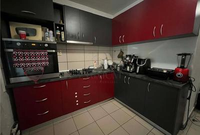 Apartament cu 3 camere decomandat în Girocului - 6