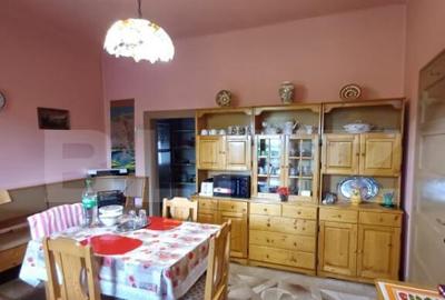 Casa renovabila cu 2 spatii comerciale, 416.6 mp, teren de 7 - 21
