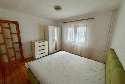 Proprietar vand apartament cu 2 camere, zona Steaua, decomandat, confort 1 - 1