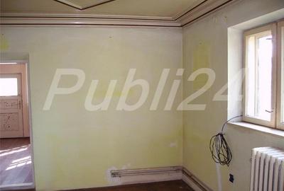 Casă cu 6 camere cu Teren 1880 Mp în Nistorești - 1