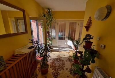 Casă cu 5 camere cu Teren 2990 Mp în Bumbești-Pițic - 18