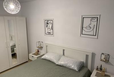 Apartament cu 3 camere decomandat, mobilat în Timpuri Noi