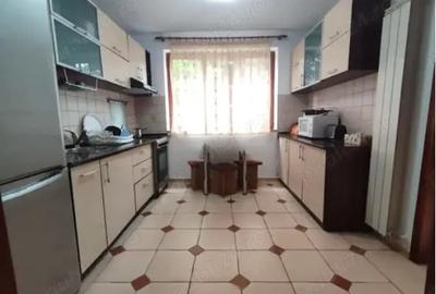 Casă cu 5 camere cu Teren 500 Mp în Nord - 9