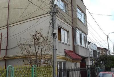 Casă cu 5 camere decomandat în Faleza Nord - 3