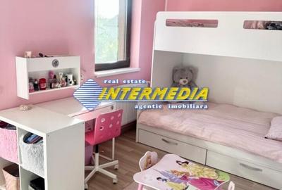 Casă individuală cu 4 camere cu Canalizare în Cetate - 2