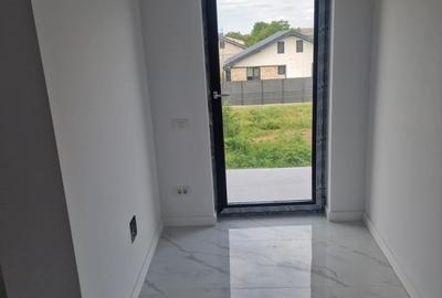 Casă cu 4 camere cu Teren 252 Mp în Berceni - 20