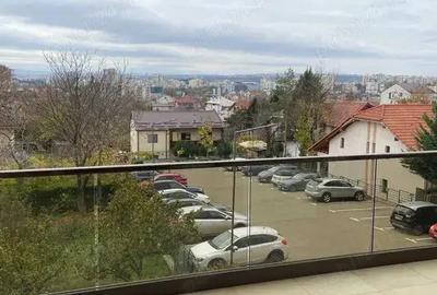 Apartament cu 3 camere decomandat în Central - 4