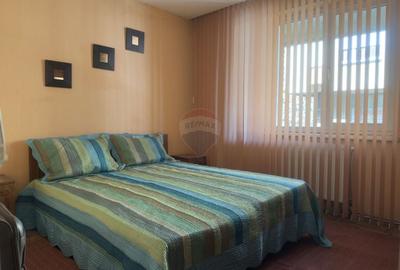 Apartament cu 4 camere de vanzare la vile, zona Ultracentrala - 3