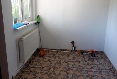 Casă cu 7 camere cu Teren 1000 Mp în Central - 2