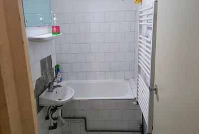 Garsonieră decomandată în Central - 3
