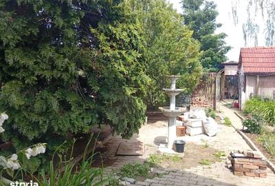 Casă cu 5 camere cu Teren 885 Mp în Ghioroc - 6