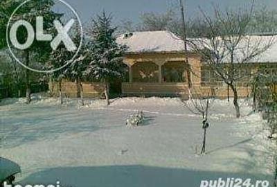 Casă cu 5 camere cu Teren 1300 Mp în Oncești - 1