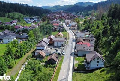 Casă cu 7 camere cu Teren 300 Mp în Central - 3
