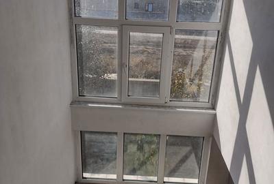 Casă cu 6 camere în Costi - 4