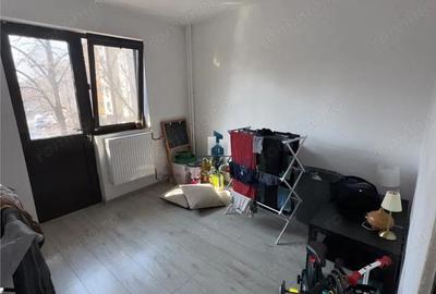 Apartament cu 4 camere semidecomandat în Berceni - 7