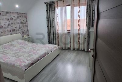 Casă cu 6 camere cu Teren 1073 Mp în Sânmartin - 15