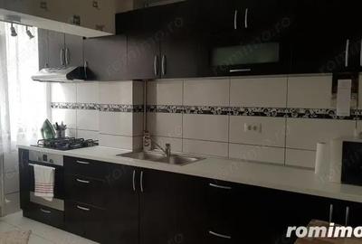 Apartament cu 2 camere decomandat în Romană