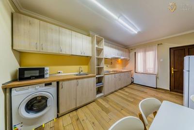 Business Industrial + Regim Hotelier - 38