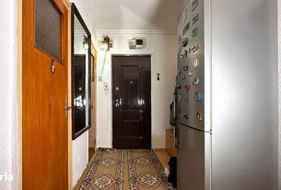 Apartament cu 3 camere decomandat în Giurgiului - 4