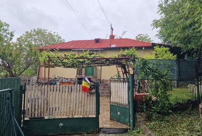 Casă cu 2 camere în Tătaru