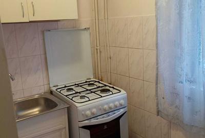 Garsonieră decomandată în 1 Mai - 2