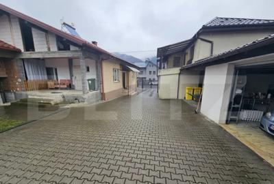 Casă cu 5 camere în Central - 4