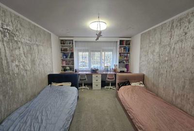 Apartament cu 4 camere decomandat în Dacia - 4