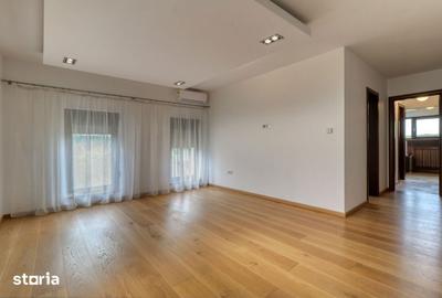 Casă cu 7 camere cu Teren 1012 Mp în Brănești - 15