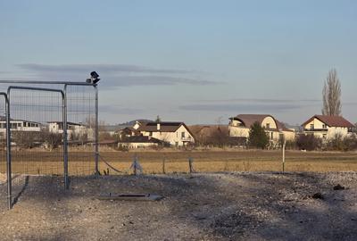 Teren agricol intravilan de 8112 mp, în Bartolomeu - 4