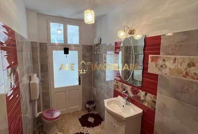 Casă cu 3 camere cu Canalizare în P-ța Muncii - 12