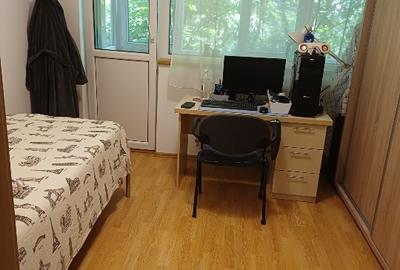 Apartament cu 4 camere semidecomandat în Gorjului - 1