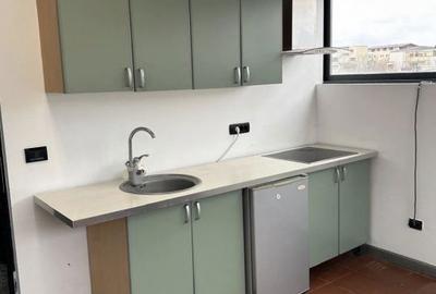 Spațiu comercial, de 250 mp, în Străulești