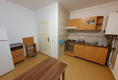 Inchiriere apartament 2 camere - 6