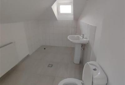 Vanzare apartament 2 camere, bloc mic, Polona - 10